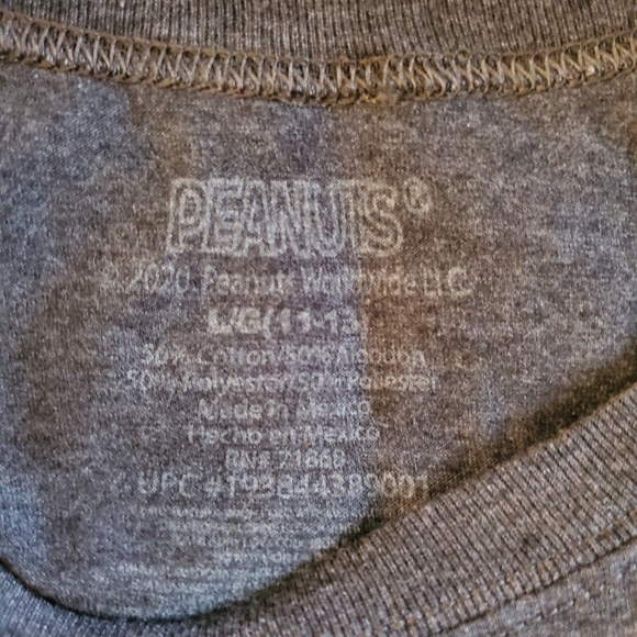 Peanuts Snoopy Woodstock tee shirt. Juniors 11-13. - Picture 3 of 3